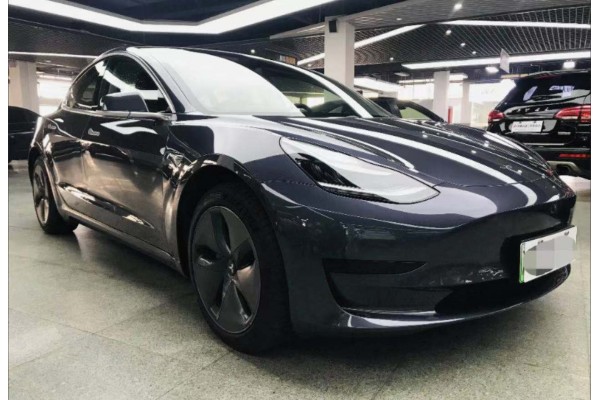 Tesla Model 3 electric car (Standard range)